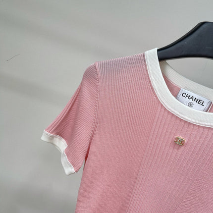 CHANEL SHORT-SLEEVE KNIT SWEATER 259270