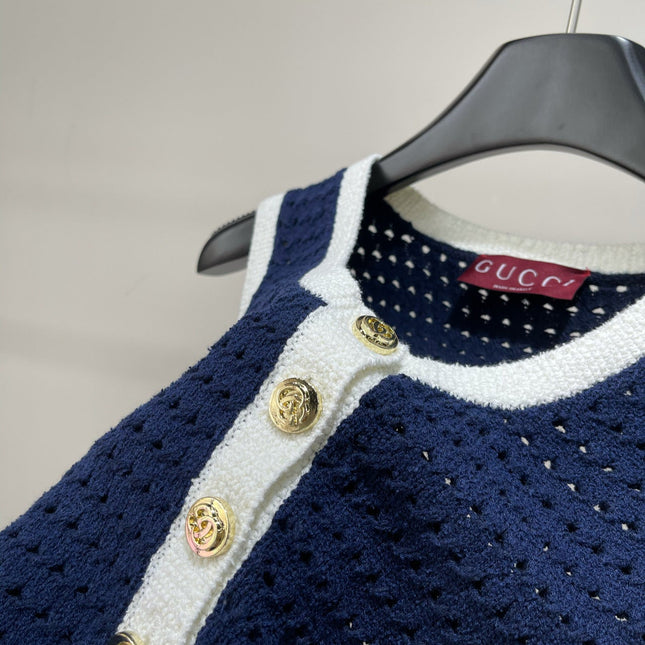 GUCCI PULLOVER KNIT DRESS WITH CUT-OUT DESIGN 276061