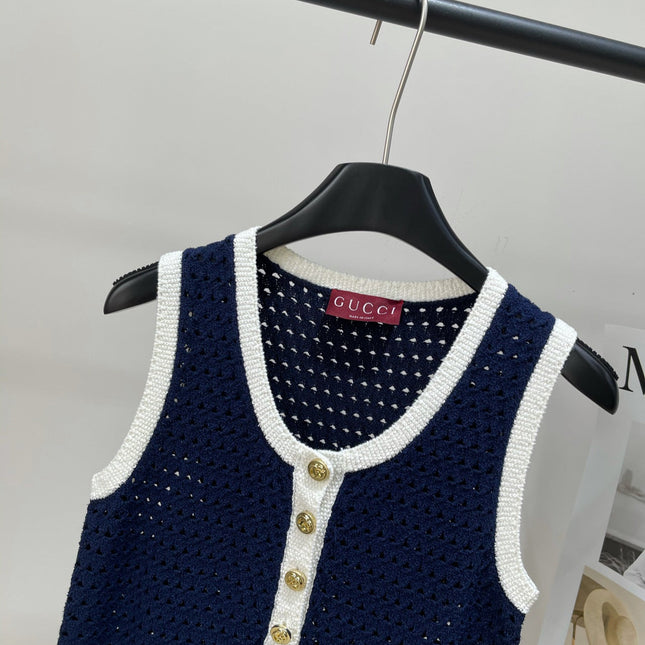 GUCCI PULLOVER KNIT DRESS WITH CUT-OUT DESIGN 276061