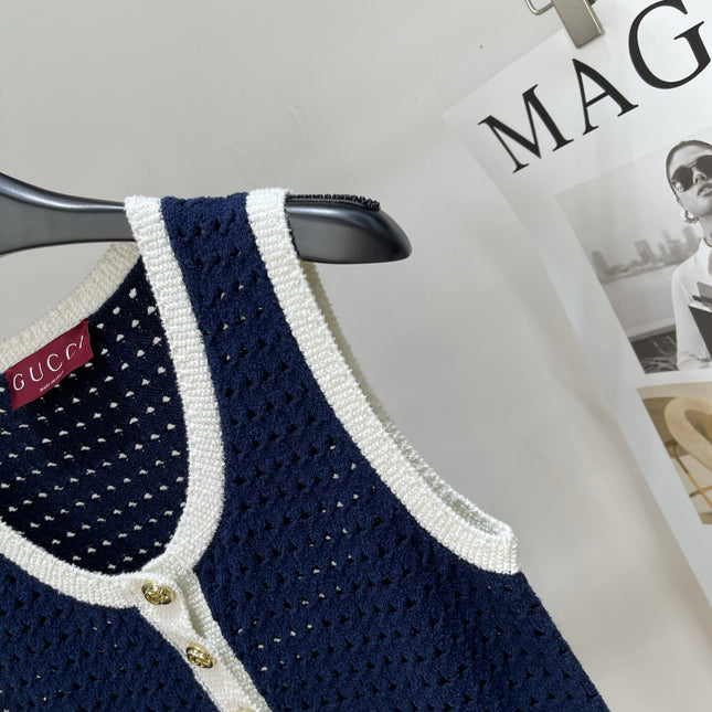 GUCCI PULLOVER KNIT DRESS WITH CUT-OUT DESIGN 276061