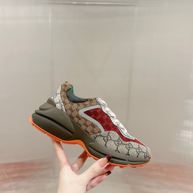 GG RHYTON TRAINER LIGHT GRAY AND SCARLET CALFSKIN