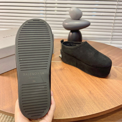 BALENCIAGA 25S AURALEE SLIP-ON 50 MM IN BLACK SUEDE