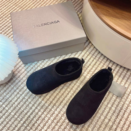 BALENCIAGA 25S AURALEE SLIP-ON 50 MM IN BLACK SUEDE