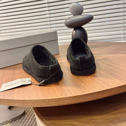 BALENCIAGA 25S AURALEE SLIP-ON 25 MM IN BLACK SUEDE