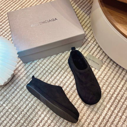 BALENCIAGA 25S AURALEE SLIP-ON 25 MM IN BLACK SUEDE