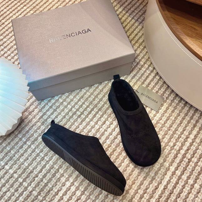BALENCIAGA 25S AURALEE SLIP-ON 25 MM IN BLACK SUEDE