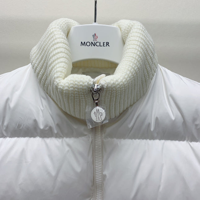 MONCLER 25S JACKET IN WHITE 001