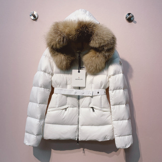 MONCLER 25S COAT IN WHITE 054