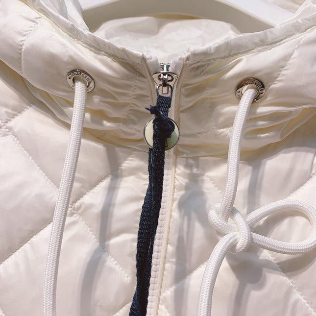 MONCLER 25S JACKET IN WHITE 040