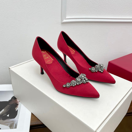 EFFLORESCENCE PUMPS IN RED GLITTER FABRIC