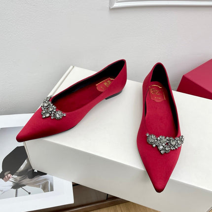 EFFLORESCENCE BALLERINAS IN RED GLITTER FABRIC