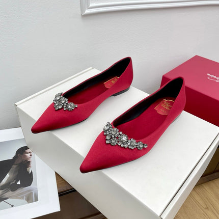 EFFLORESCENCE BALLERINAS IN RED GLITTER FABRIC