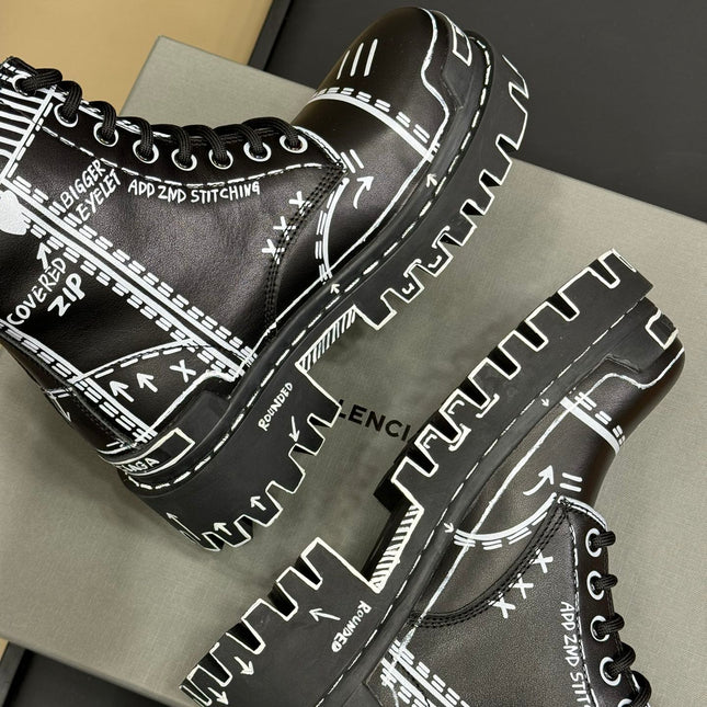 CHUNKY BOOTS IN BLACK SMOOTH CALFSKIN WHITE PRINT