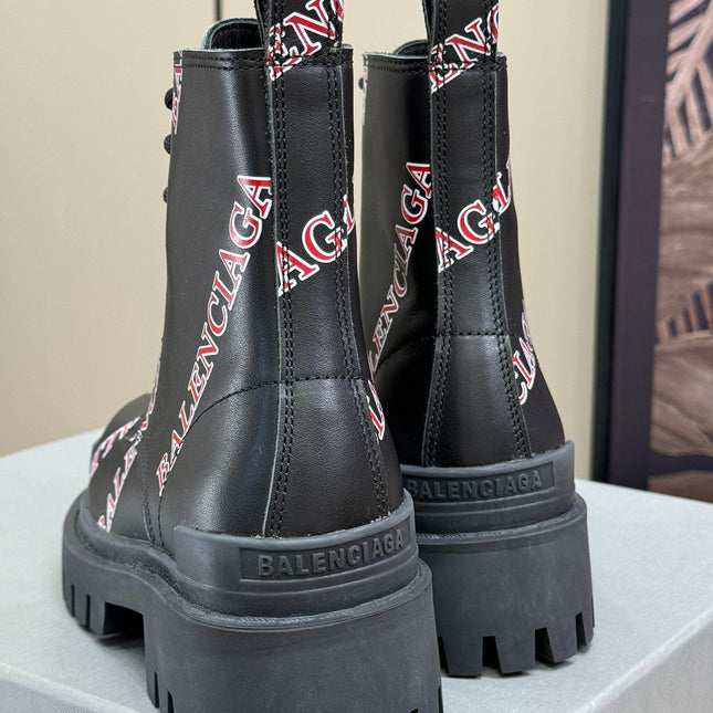 CHUNKY BOOTS IN BLACK SMOOTH CALFSKIN RED LOGO PRINT