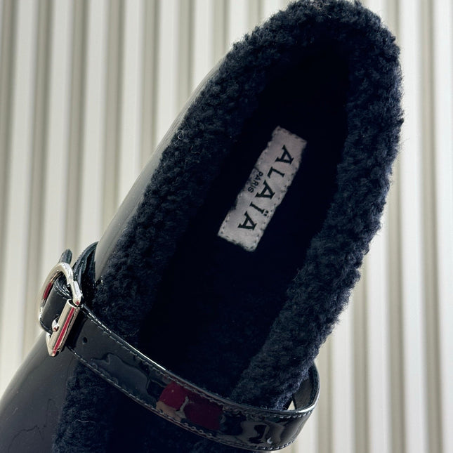 ALAIA 25S MARY JANE SHEARLING FLATS IN BLACK GLOSSY CALFSKIN