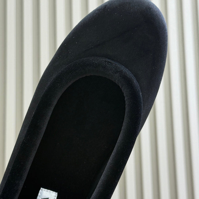ALAIA 25S BALLET FLATS IN BLACK FULL VELVET