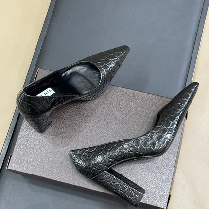 ALAIA 25S POINTY TOE PUMPS 90MM IN BLACK CALFSKIN