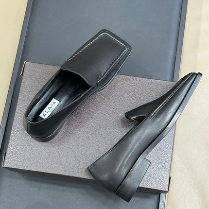 ALAIA 25S SQUARE TOE LOAFER IN BLACK CALFSKIN