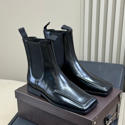 ALAIA 25S SQUARE TOE CHELSEA ANKLE BOOTS SHOES IN BLACK GLOSSY CALFSKIN