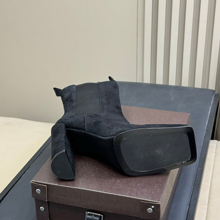 ALAIA 25S ANKLE HIGH-HEELED BOOTS IN BLACK SUEDE AND CANVAS