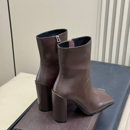 ALAIA 25S ANKLE HIGH-HEELED BOOTS IN DARK BROWN CALFSKIN