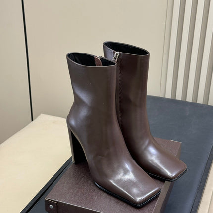 ALAIA 25S ANKLE HIGH-HEELED BOOTS IN DARK BROWN CALFSKIN