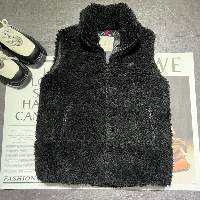 MONCLER 25S DOWN VEST 195