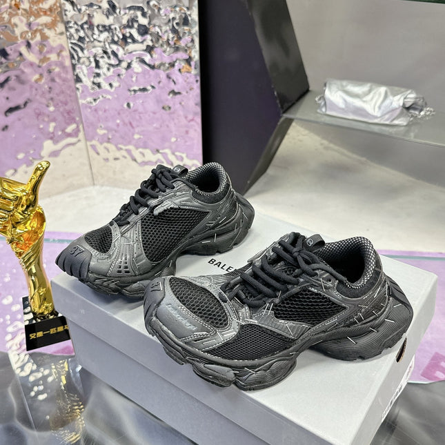 STAPLER SNEAKER IN BLACK MIX GRAY POLYURETHANE AND MESH