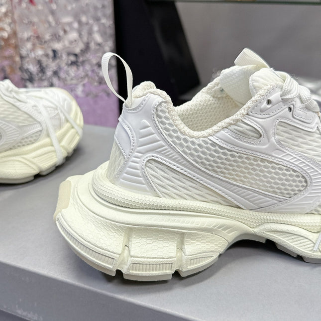 3XL SNEAKER IN WHITE MESH AND POLYURETHANE