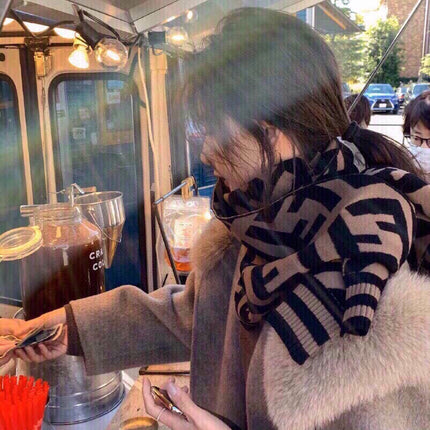 FF 180 SCARF IN BROWN MIX BLACK CASHMERE AND WOOL