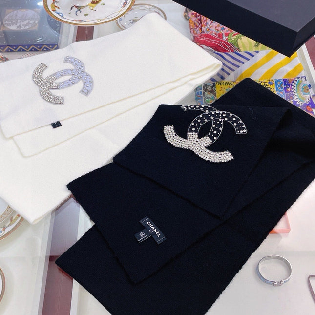 SCARF 180 CM IN WHITE CASHMERE WITH RHINSTONES 393227