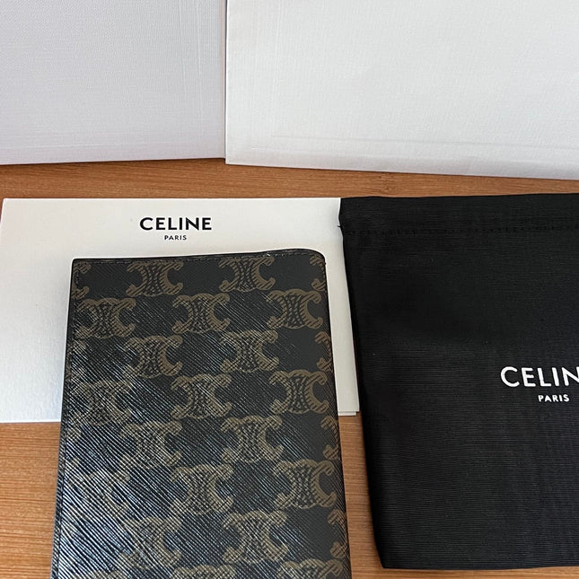 CELINE 25S PASSPORT HOLDER WITH LOGO PRINT 13 IN CALFSKIN