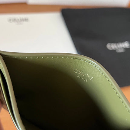 CELINE 25S CARD HOLDER WITH TRIOMPHE LOGO 11 IN DARK OLIVE GREEN CALFSKIN