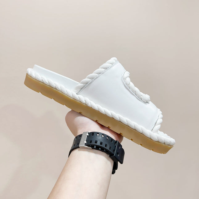 REFINED DAD SANDAL IN WHITE LAMBSKIN MULE