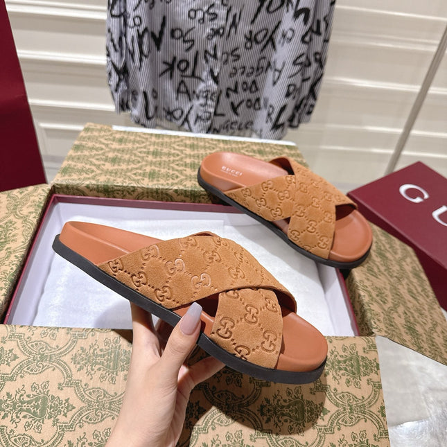 GG SLIDES IN BURNT ORANGE SUEDE WITH EMBOSSED LOGO STYLE 11