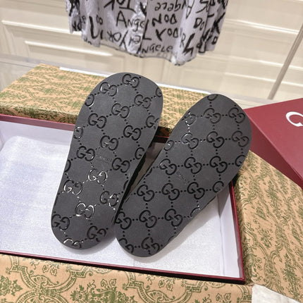 GG SLIDES IN BLACK SUEDE WITH EMBOSSED LOGO STYLE 6