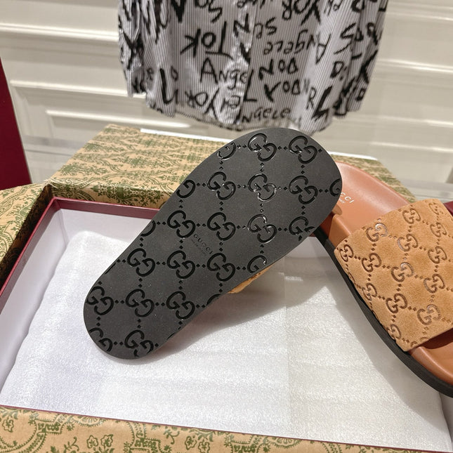 GG SLIDES IN BURNT ORANGE SUEDE WITH EMBOSSED LOGO STYLE 5
