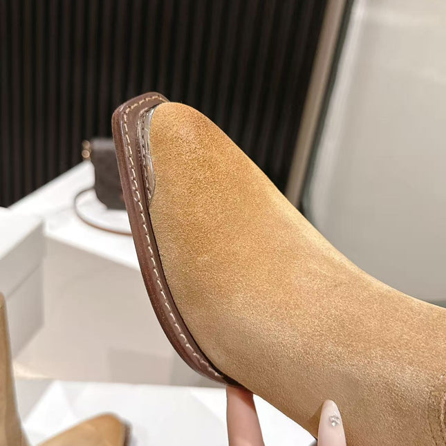 CELINE 25S CHELSEA BOOTS CLASSIC 45MM IN LIGHT BROWN SUEDE