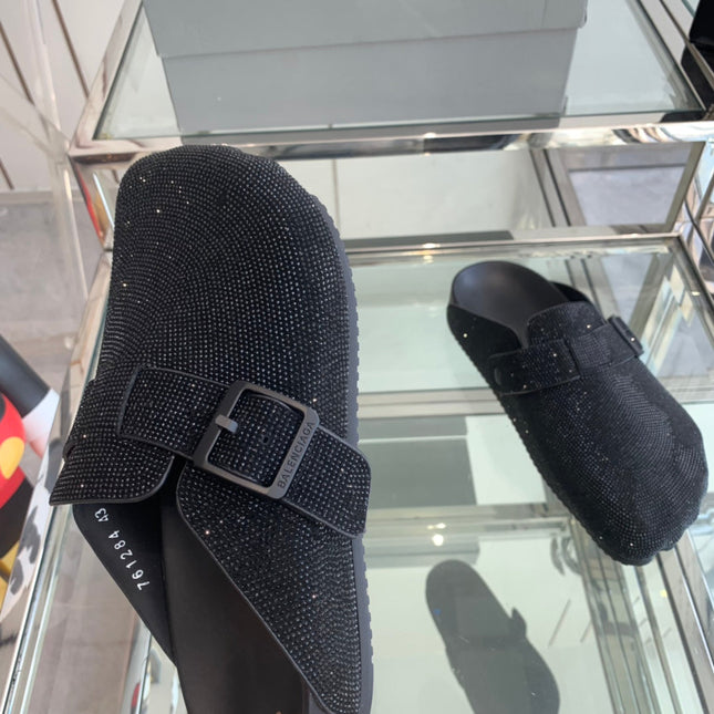 BIRKENSTOCK CLOG ATTACHED RHINESTONES IN BLACK CALFSKIN