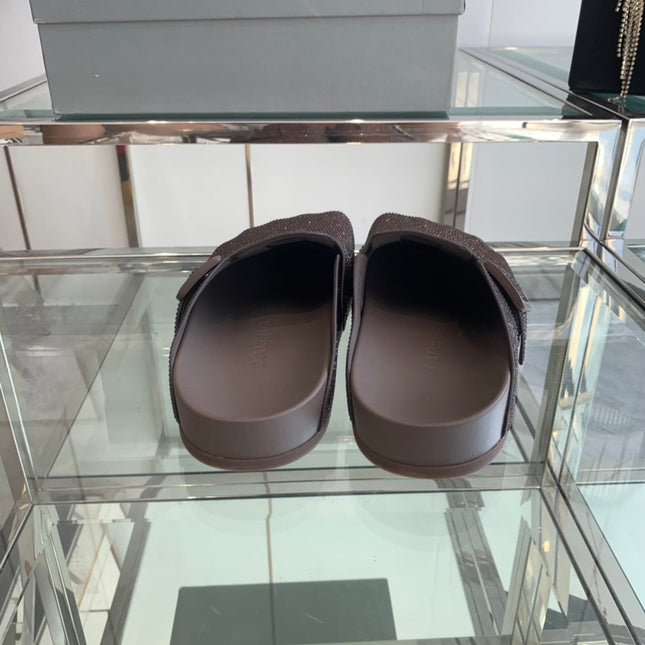 BIRKENSTOCK CLOG ATTACHED RHINESTONES IN BROWN CALFSKIN