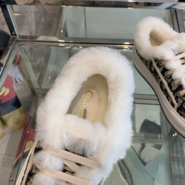 ALK'N PLATFORM SNEAKER CAMEL BROWN COTTON EMBROIDERED WITH OBLIQUE MOTIF AND WHITE SHEARLING