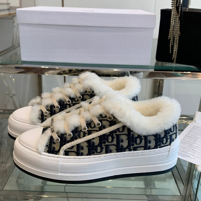 ALK'N PLATFORM SNEAKER CAMEL BROWN COTTON EMBROIDERED WITH OBLIQUE MOTIF AND WHITE SHEARLING