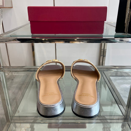 VLTN HIGH HEEL 25S 30 MM IN BEIGE FABRIC AND SILVER LAMBSKIN WITH EMBROIDERED CHERRY MOTIF