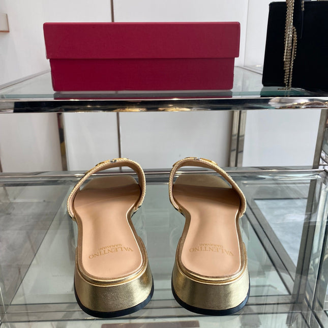 VLTN HIGH HEEL 25S 30 MM IN BEIGE FABRIC AND GOLD LAMBSKIN WITH EMBROIDERED CHERRY MOTIF