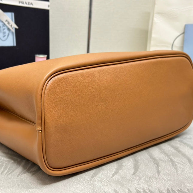 PRADA 25S BUCKLE MEDIUM HANDBAG 35 IN DARK CARAMEL CALFSKIN GOLD HARDWRE