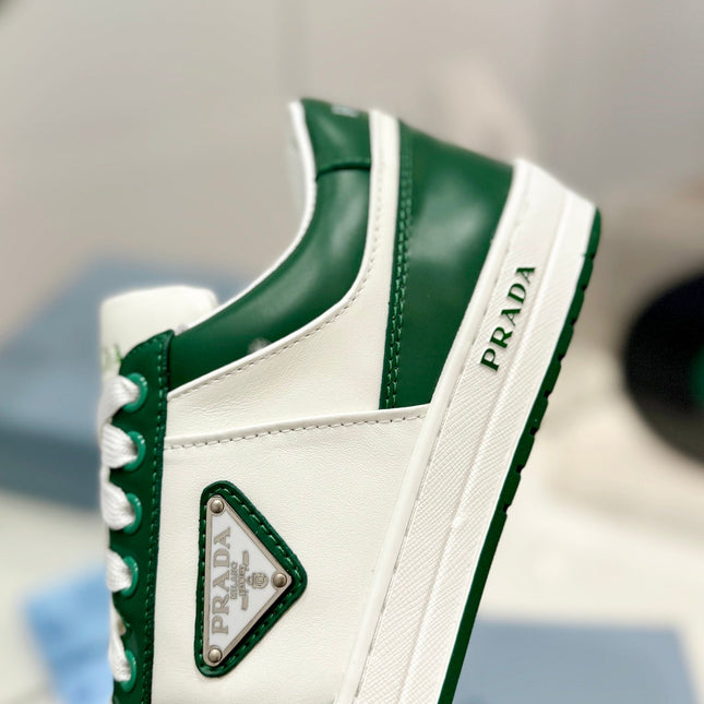 PRA DOWNTOWN PERFORATED SNEAKERS WHITE AND GREEN CALFSKIN