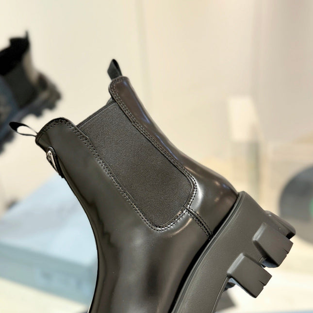 PRA MONOLITH BRUSHED LEATHER BOOTIES BLACK