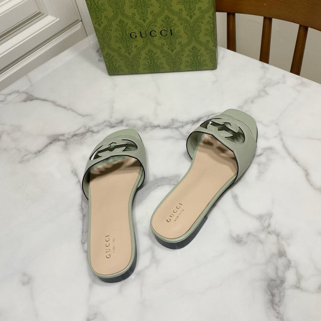 INTERLOCKING G SLIDE SANDAL IN PASTEL GREEN AND BEIGE CALFSKIN