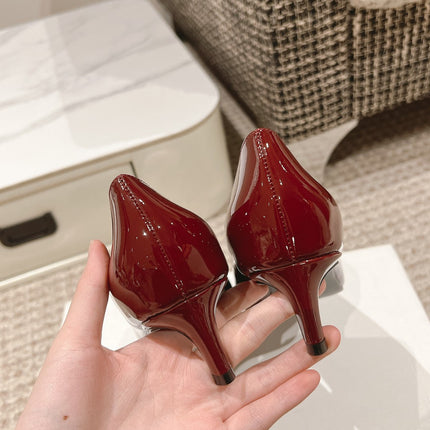 HIGH PUMP 5 CM IN RUBY RED PATENT CALFSKIN
