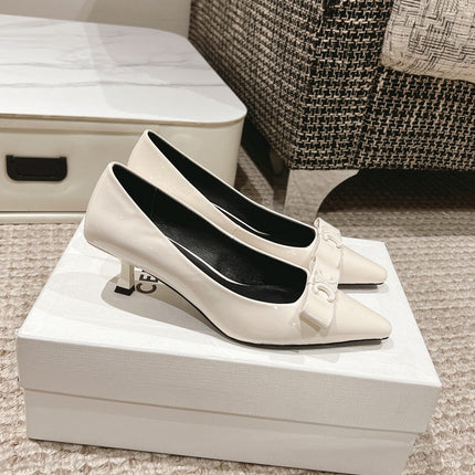 TRIOMPHE HIGH PUMP 5 CM IN WHITE PATENT CALFSKIN